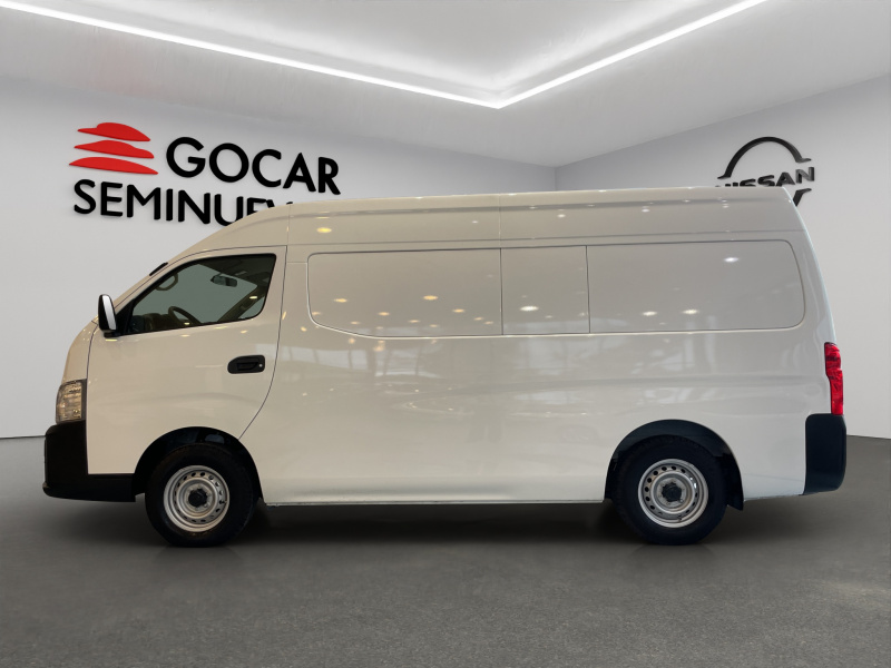 Nissan Comerciales Urvan Panel 4 pts. Amplia, TM5, a/ac. 2024